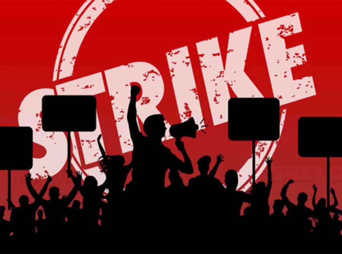 தொழிற்சங்க போராட்டம் என்ற அஸ்திரத்தை ஏவ வேண்டிய தருணமா இது?